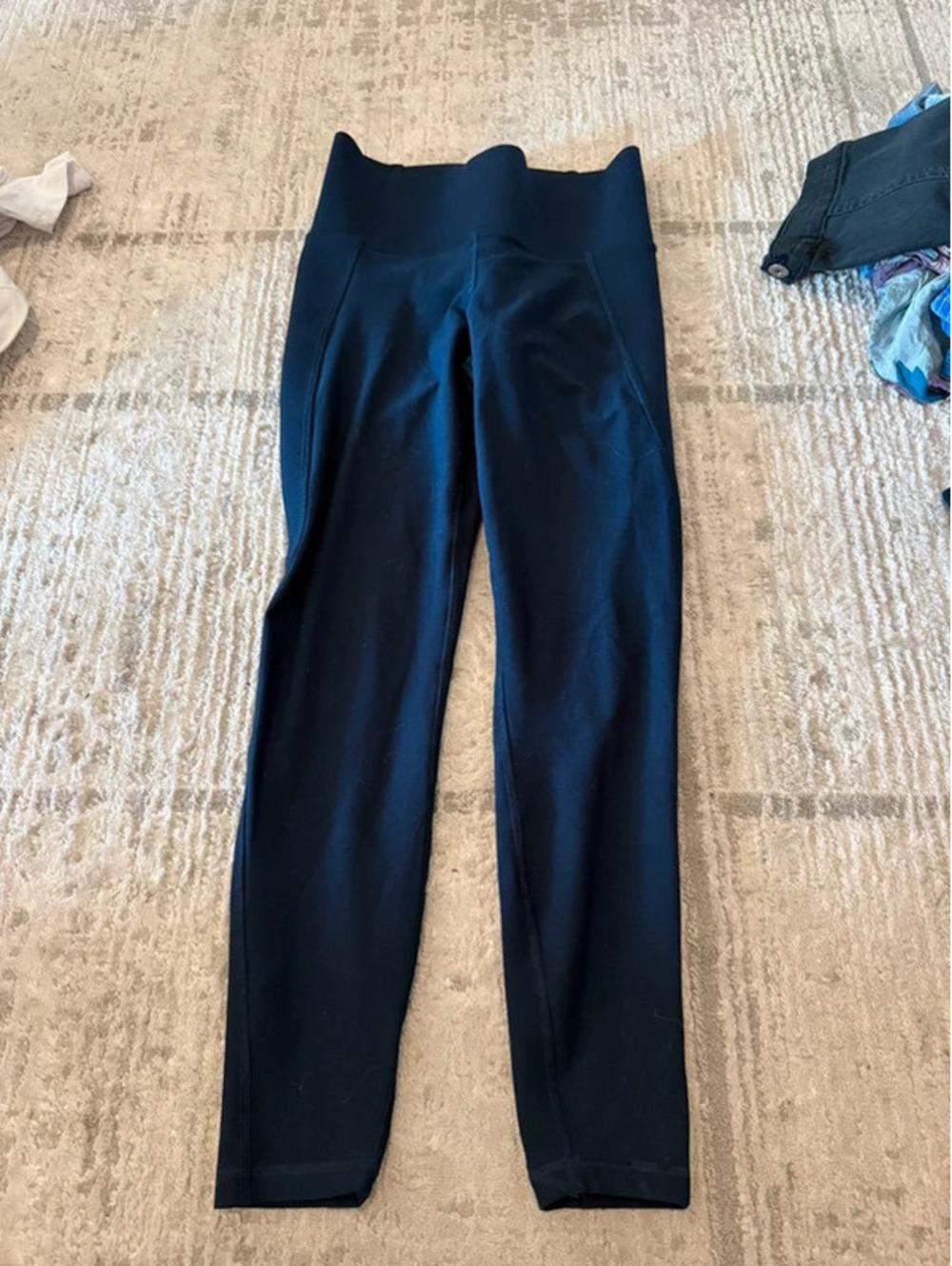 Old Navy Active Elevate Navy High-Waisted Leggings Small